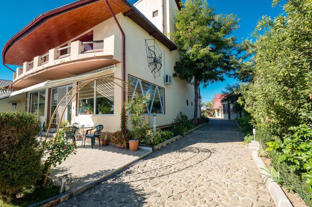 Pension Motanul Galanton Snagov Dış mekan fotoğraf