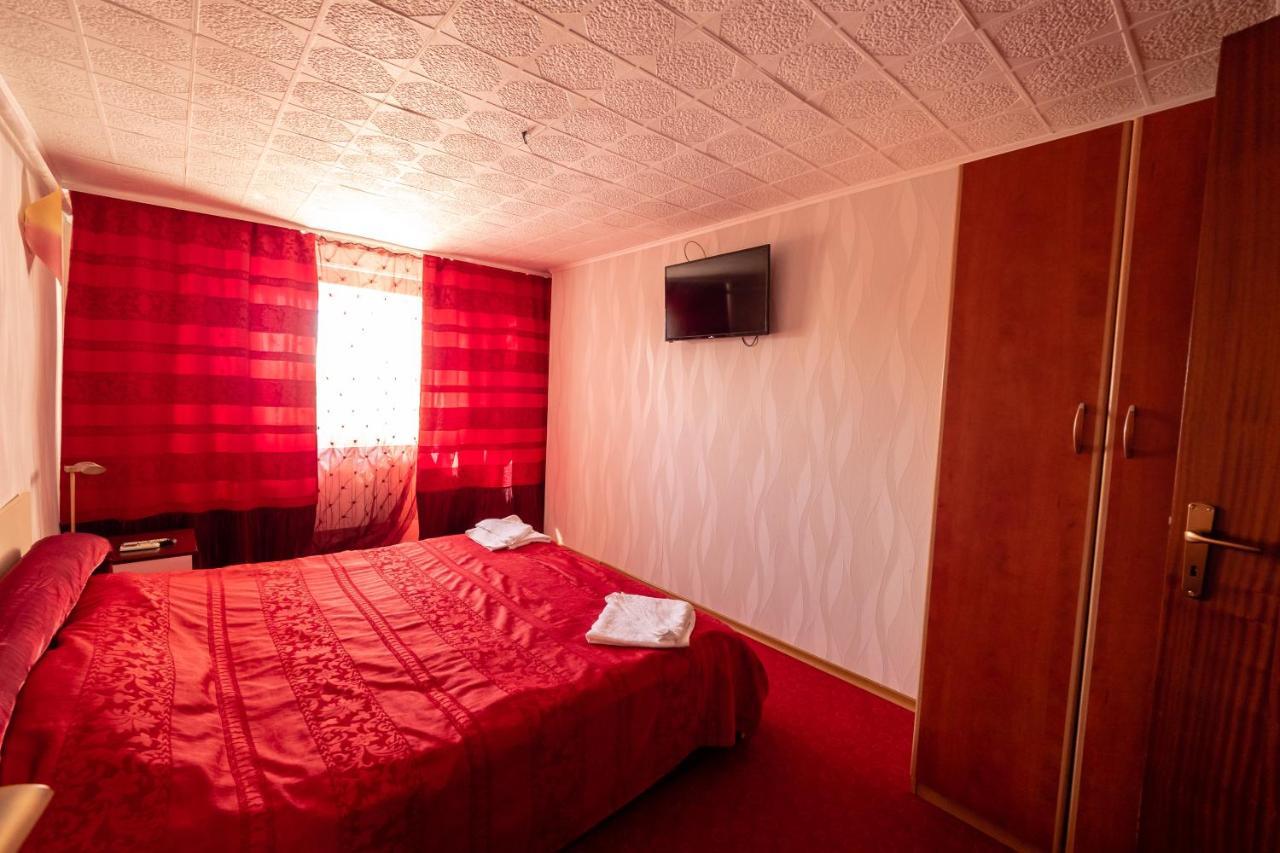 Pension Motanul Galanton Snagov Dış mekan fotoğraf